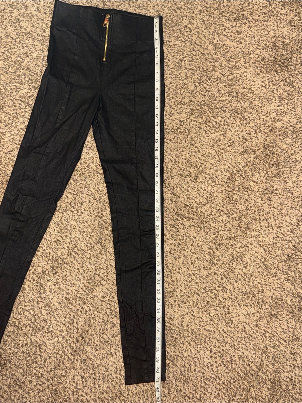 All Things Golden Second Skin Faux Leather Pants Medium - Picture 6 of 9